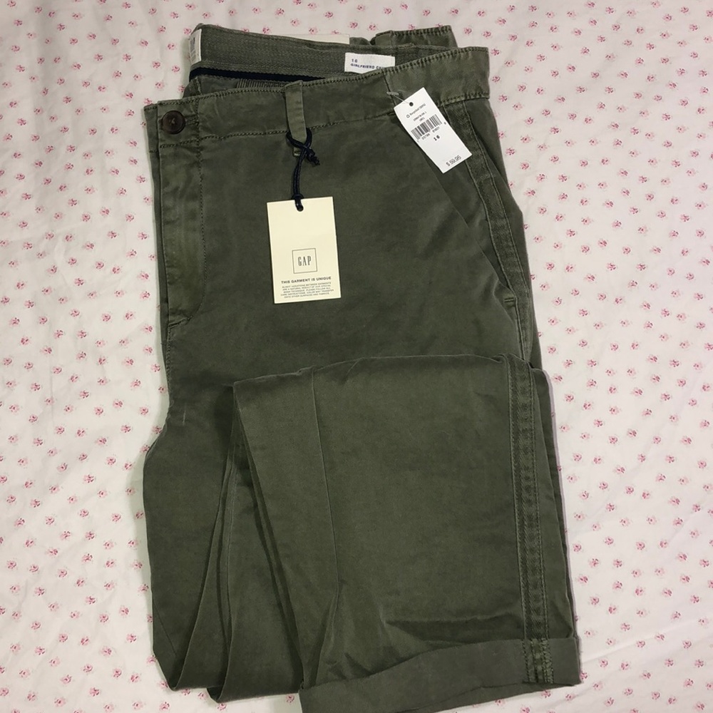 BRAND NEW GAP GIRLFRIEND CHINOS